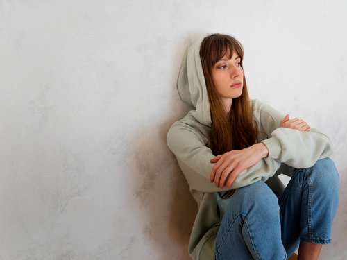 La soledad en los jóvenes, un problema que preocupa cada vez más: ¿cómo influye la hiperconectividad? Imagen32842D 1