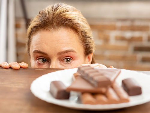 Dejar de comer dulce reduce a la mitad el riesgo de infarto Imagen33352D