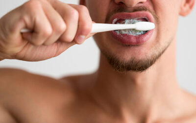¿Cuánto tiempo debe durar el cepillado de los dientes? Cuidado con estos 6 errores comunes
