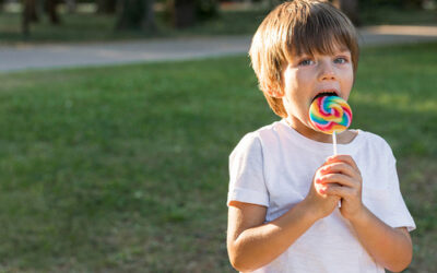 Qué hacer si un niño se atraganta con un caramelo: claves para reaccionar a tiempo