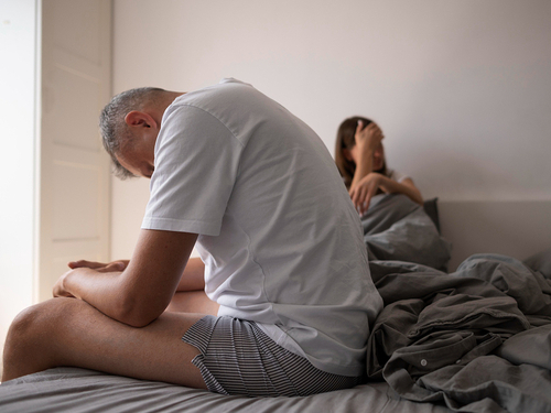 ¿Es normal tener problemas de erección después de los 50?