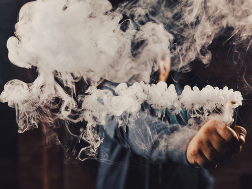Cigarrillo electrónico: ¿afecta la salud bucodental? Imagen33914D