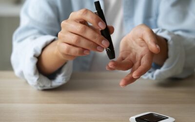 Adiós al pinchazo diario: la monitorización continua de glucosa cambia la vida de los pacientes con diabetes tipo 2