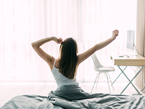 ¿Cuál es la mejor postura para dormir con dolor de espalda? Imagen34222D