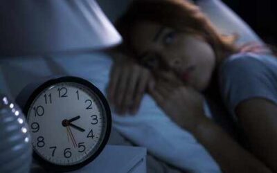 Cerca del 60% de la población duerme menos de 7 horas: por qué cada vez nos cuesta más dormir bien
