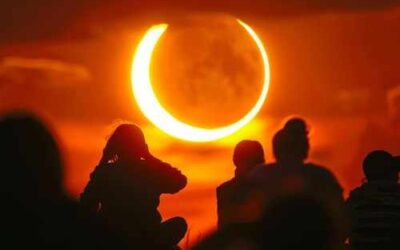 La advertencia de una óptica-optometrista sobre el eclipse: “Puedes dañar tu retina sin darte cuenta”