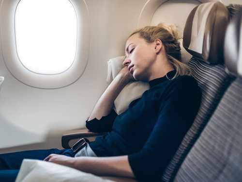 Por qué no debes dormir durante el despegue ni el aterrizaje de un avión Imagen34594D